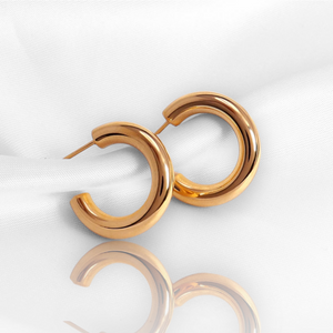 Nadia Hoops